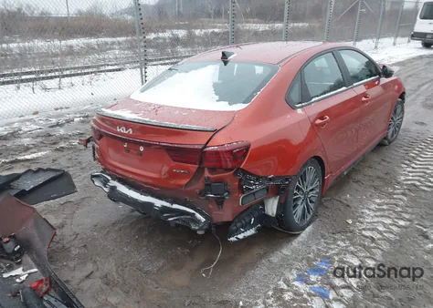 2023 Kia Forte Gt-Line z USA, uszkodzony, nr VIN 3KPF54AD6PE579663